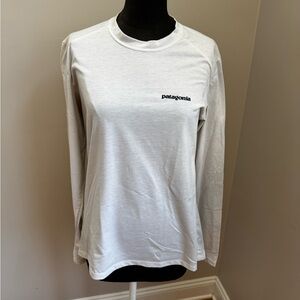 Patagonia Light Gray Crew Neck Shirt